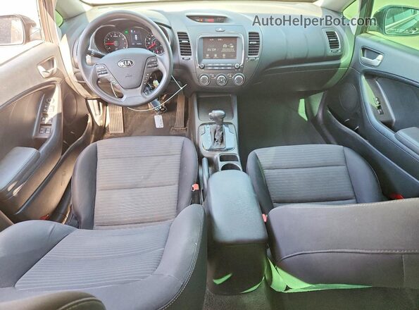 3KPFL4A71JE180926 2018 KIA FORTE Brown Widok deski rozdzielczej