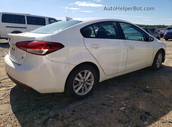 3KPFL4A72HE036151 2017 KIA FORTE Белый Задняя правая четверть