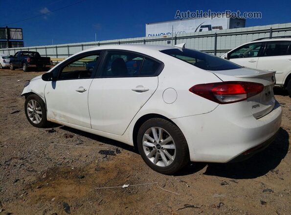 3KPFL4A72HE036151 2017 KIA FORTE Белый Задняя левая четверть