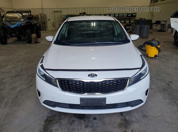 3KPFL4A72JE186203 2018 KIA FORTE White Вид спереду