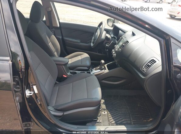 3KPFL4A72JE198271 2018 KIA FORTE Black Вид салону спереду
