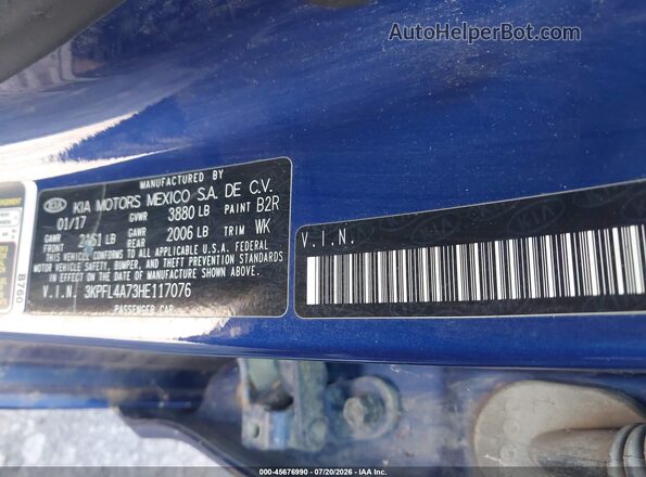3KPFL4A73HE117076 2017 KIA FORTE Blue Widok komory silnika