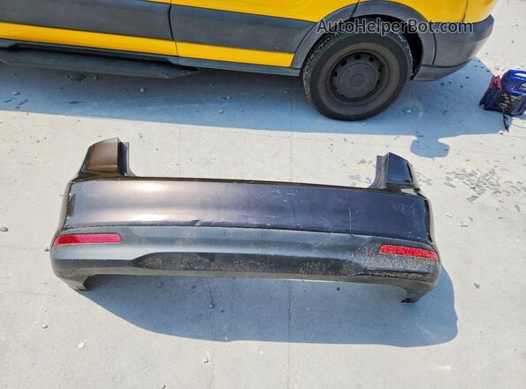 3KPFL4A73JE220486 2018 KIA FORTE Gray ძრავის განყოფილების ხედი