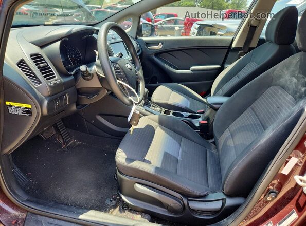 3KPFL4A74JE196652 2018 KIA FORTE Burgundy Widok wnętrza z przodu