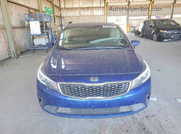 3KPFL4A74JE215801 2018 KIA FORTE Blue Widok z przodu