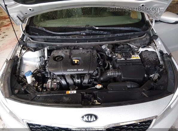 3KPFL4A74JE261841 2018 KIA FORTE Silver Vista trasera