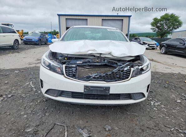 3KPFL4A75HE128774 2017 KIA FORTE Белый Вид спереди