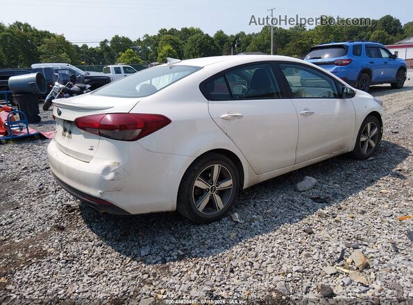 3KPFL4A75JE220666 2018 KIA FORTE White Tył prawy