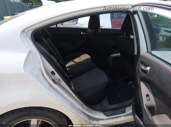 3KPFL4A75JE220666 2018 KIA FORTE White Widok naklejki z numerem VIN