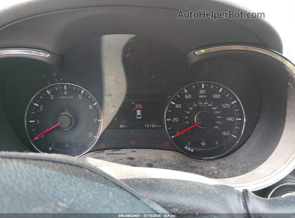 3KPFL4A75JE220666 2018 KIA FORTE White Widok tylnych siedzeń