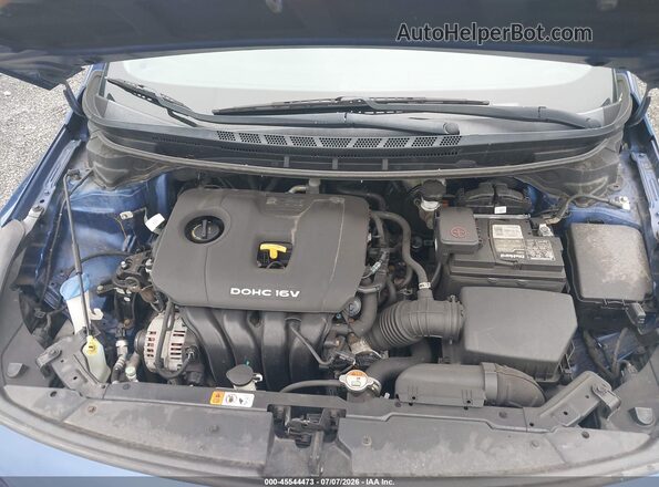 3KPFL4A76HE054619 2017 KIA FORTE Blue Widok z tyłu