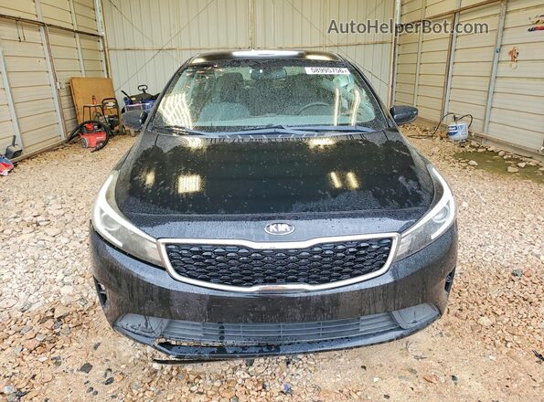 3KPFL4A76HE135667 2017 KIA FORTE Черный Вид спереди