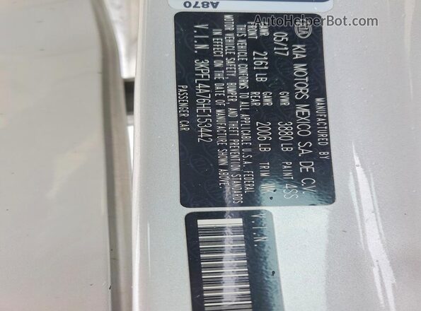 3KPFL4A76HE153442 2017 KIA FORTE Серебряный Вид подкапотного пространства
