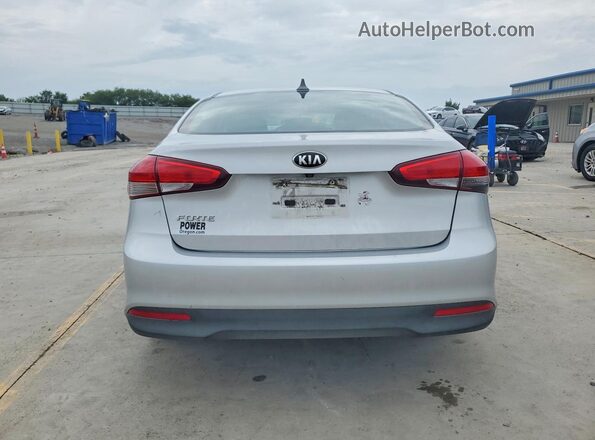 3KPFL4A76HE153442 2017 KIA FORTE Серебряный Вид сзади