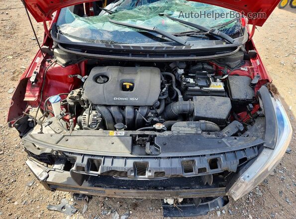 3KPFL4A76JE225844 2018 KIA FORTE Red უკანა სალონის ხედი