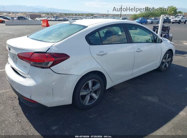 3KPFL4A76JE235533 2018 KIA FORTE White Задня права чверть