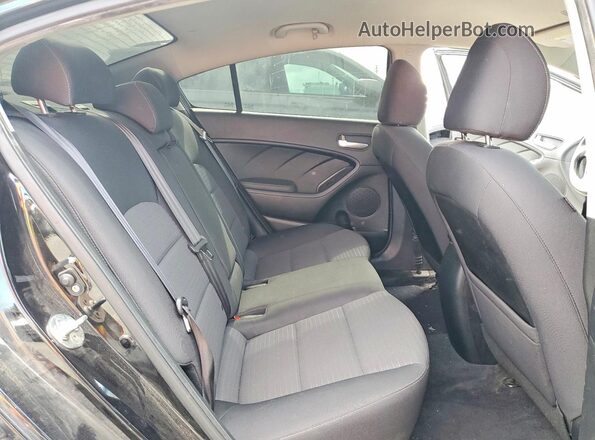 3KPFL4A76JE249173 2018 KIA FORTE Черный Вид задних сидений
