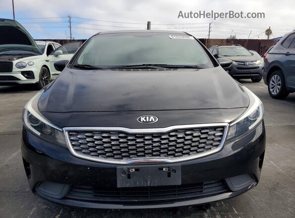 3KPFL4A76JE249173 2018 KIA FORTE Черный Вид спереди