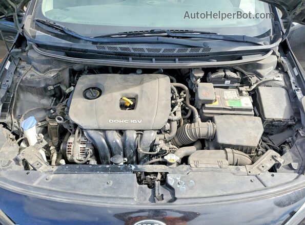 3KPFL4A76JE249173 2018 KIA FORTE Черный Вид задней части салона