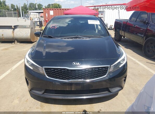 3KPFL4A77HE014498 2017 KIA FORTE Черный Вид панели приборов