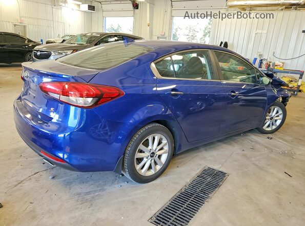 3KPFL4A77HE036730 2017 KIA FORTE Blue Trasero derecho