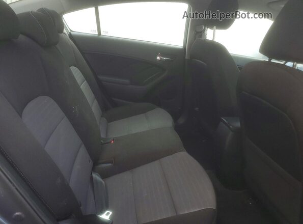 3KPFL4A77JE219504 2018 KIA FORTE Gray უკანა სავარძლების ხედი