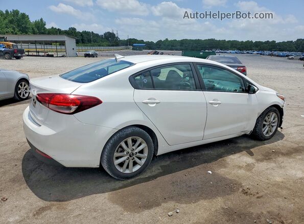 3KPFL4A78HE007866 2017 KIA FORTE White Задня права чверть