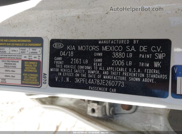 3KPFL4A78JE260773 2018 KIA FORTE White Вид підкапотного простору