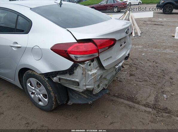 3KPFL4A79HE034882 2017 KIA FORTE Silver წინა ხედი
