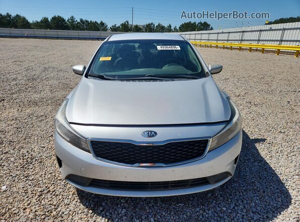 3KPFL4A79HE134884 2017 KIA FORTE Серебряный Вид спереди