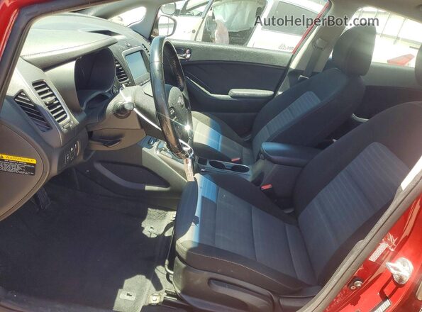 3KPFL4A7XHE010459 2017 KIA FORTE Red Vista interior delantera