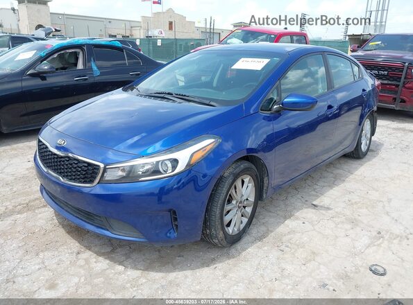 3KPFL4A7XHE015662 2017 KIA FORTE Blue Առջևի ձախ երեք քառորդ տեսարան