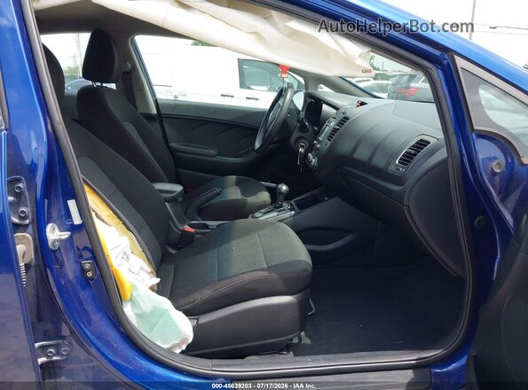 3KPFL4A7XHE015662 2017 KIA FORTE Blue Սալոնի դիմացի տեսք