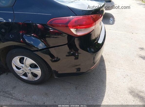 3KPFL4A7XHE072685 2017 KIA FORTE Black 