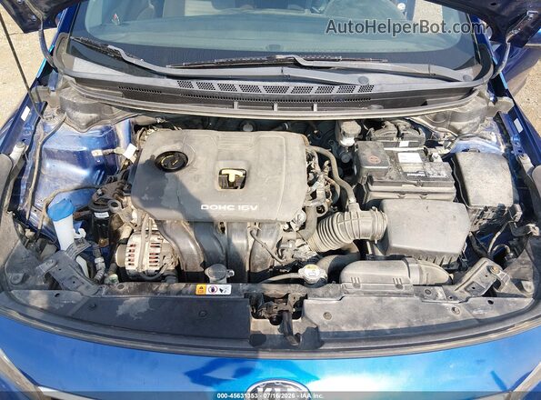 3KPFL4A7XHE087574 2017 KIA FORTE Blue Rear view