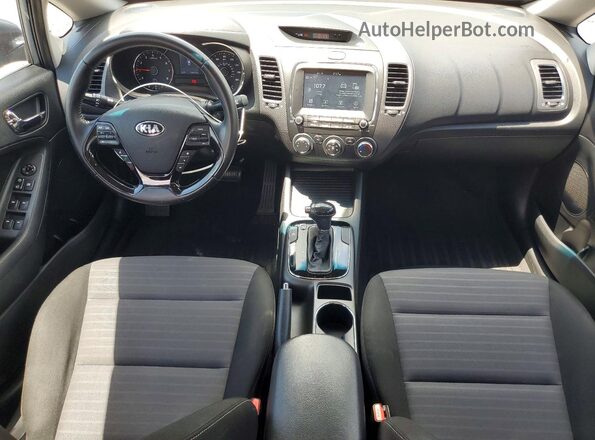 3KPFL4A7XHE098087 2017 KIA FORTE Charcoal Առջևի վահանակի տեսք