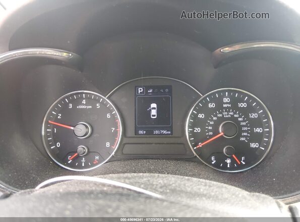 3KPFL4A7XJE168791 2018 KIA FORTE Blue Vista de los asientos traseros