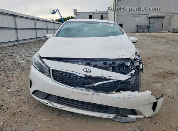 3KPFL4A7XJE170508 2018 KIA FORTE White Widok z przodu