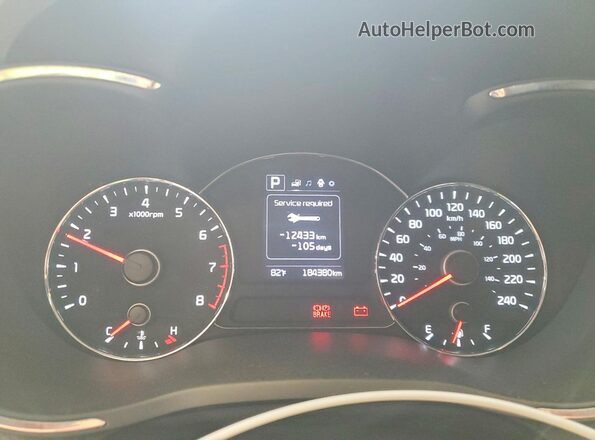 3KPFL4A7XJE207119 2018 KIA FORTE Черный Вид щитка приборов