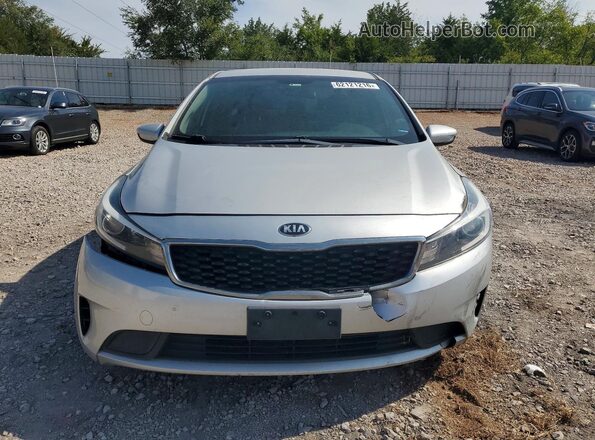 3KPFL4A7XJE249936 2018 KIA FORTE Silver Դիմացի տեսք