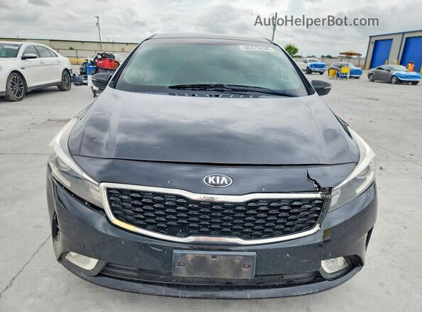 3KPFL4A80HE106979 2017 KIA FORTE Black Вид спереду