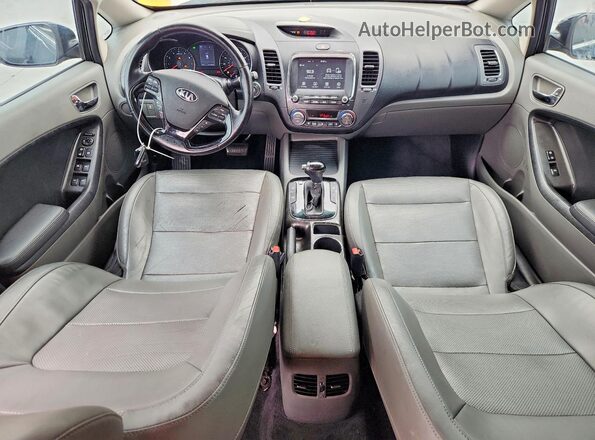 3KPFL4A80HE106979 2017 KIA FORTE Black Вид панелі приладів