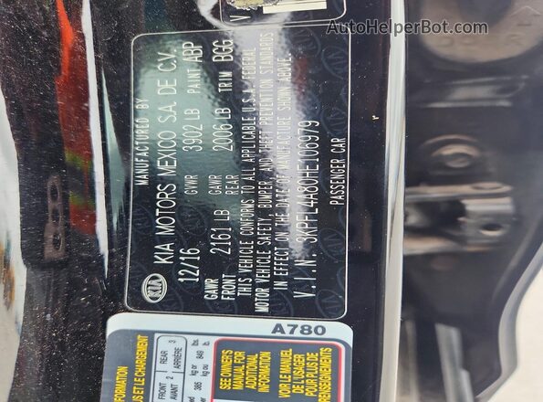 3KPFL4A80HE106979 2017 KIA FORTE Black Вид підкапотного простору