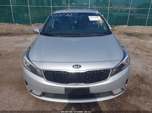 3KPFL4A83HE019884 2017 KIA FORTE Silver Սարքավորումների վահանակի տեսք