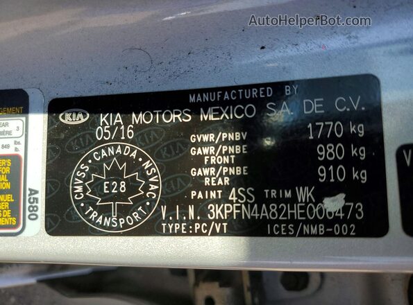 3KPFN4A82HE006473 2017 KIA FORTE Silver Widok komory silnika