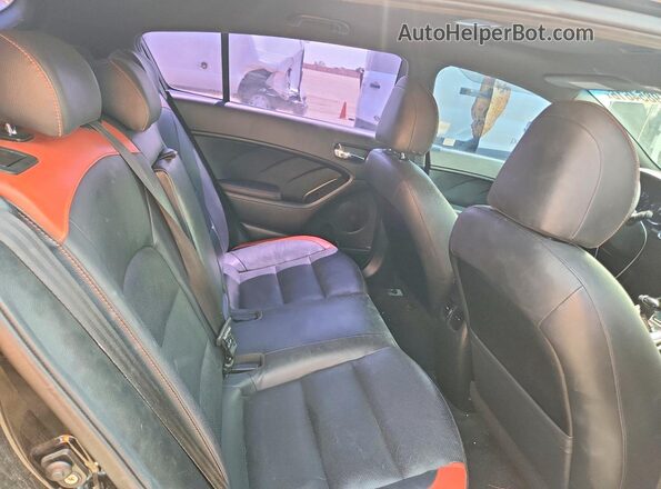 3KPFN5A37JE231536 2018 KIA FORTE Черный Вид задних сидений