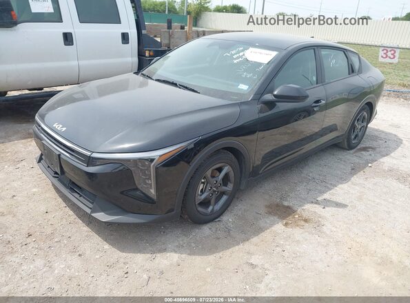 3KPFT4DE0SE035713 2025 KIA K4 Black Front left