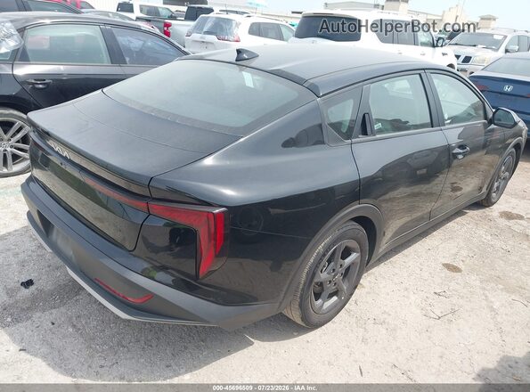 3KPFT4DE0SE035713 2025 KIA K4 Black Rear right