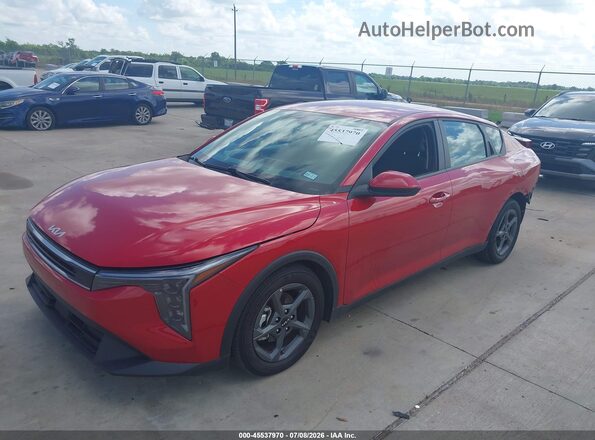 3KPFT4DE0SE046534 2025 KIA K4 Красный Передняя левая четверть