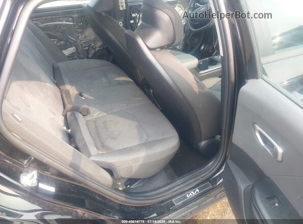 3KPFT4DE0SE246958 2025 KIA K4 Black Vista de la etiqueta del VIN